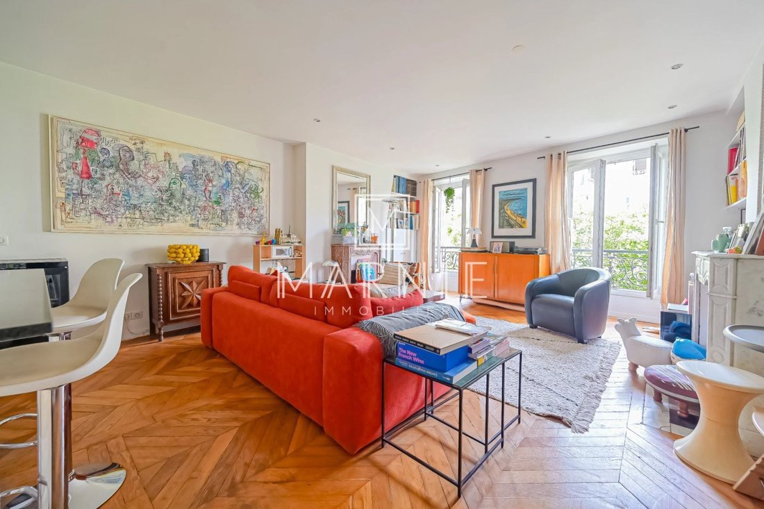 Apartment in Grange Aux Belles-Terrage, Paris 10e Arrondissement, Paris 1 - 19047040