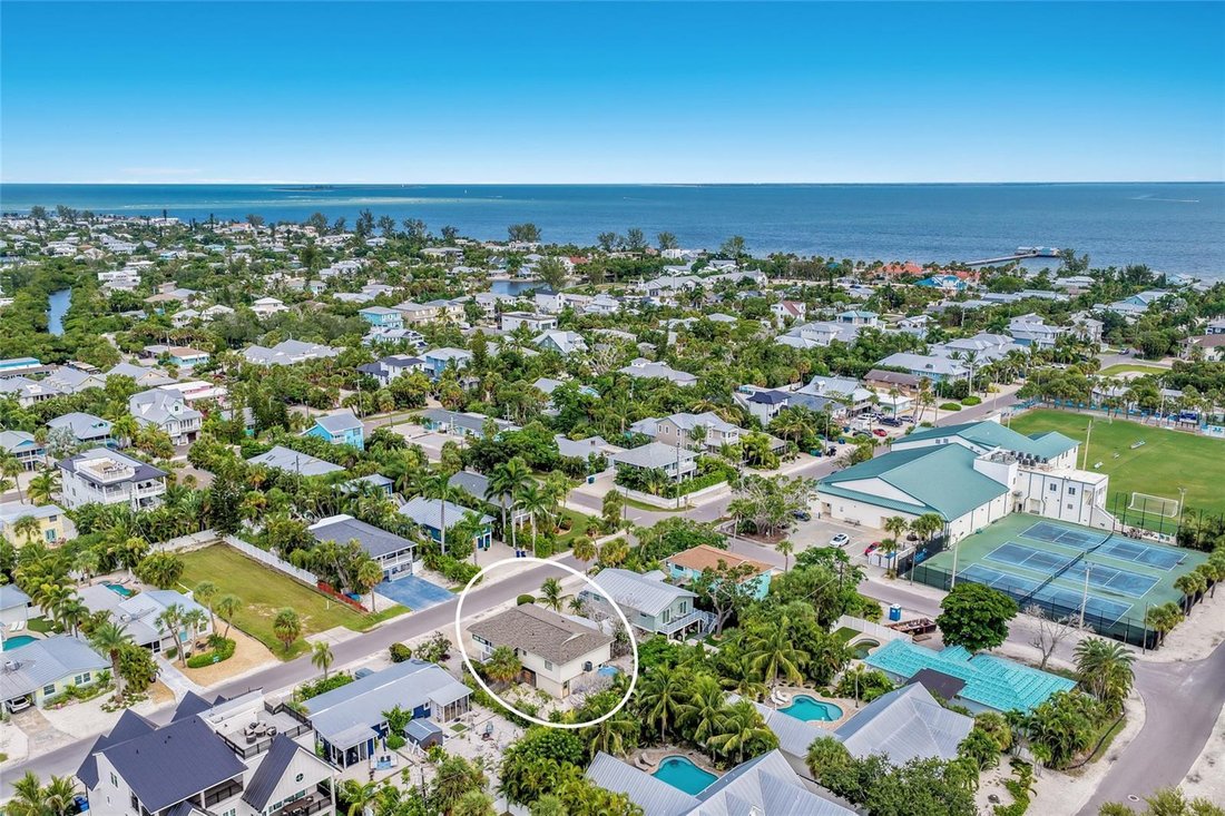 Casa a Bradenton Beach, Florida, Stati Uniti 3 - 19046146