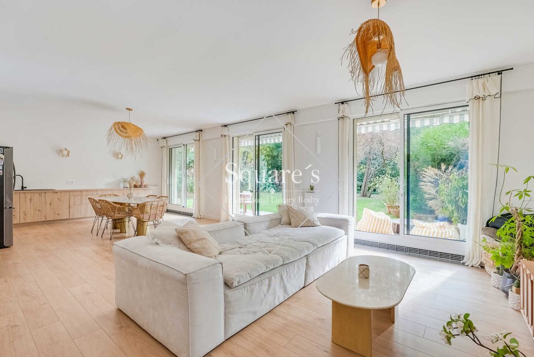Apartment in Hôtel de Ville-Planchette, Levallois-Perret, France 2 - 19047257