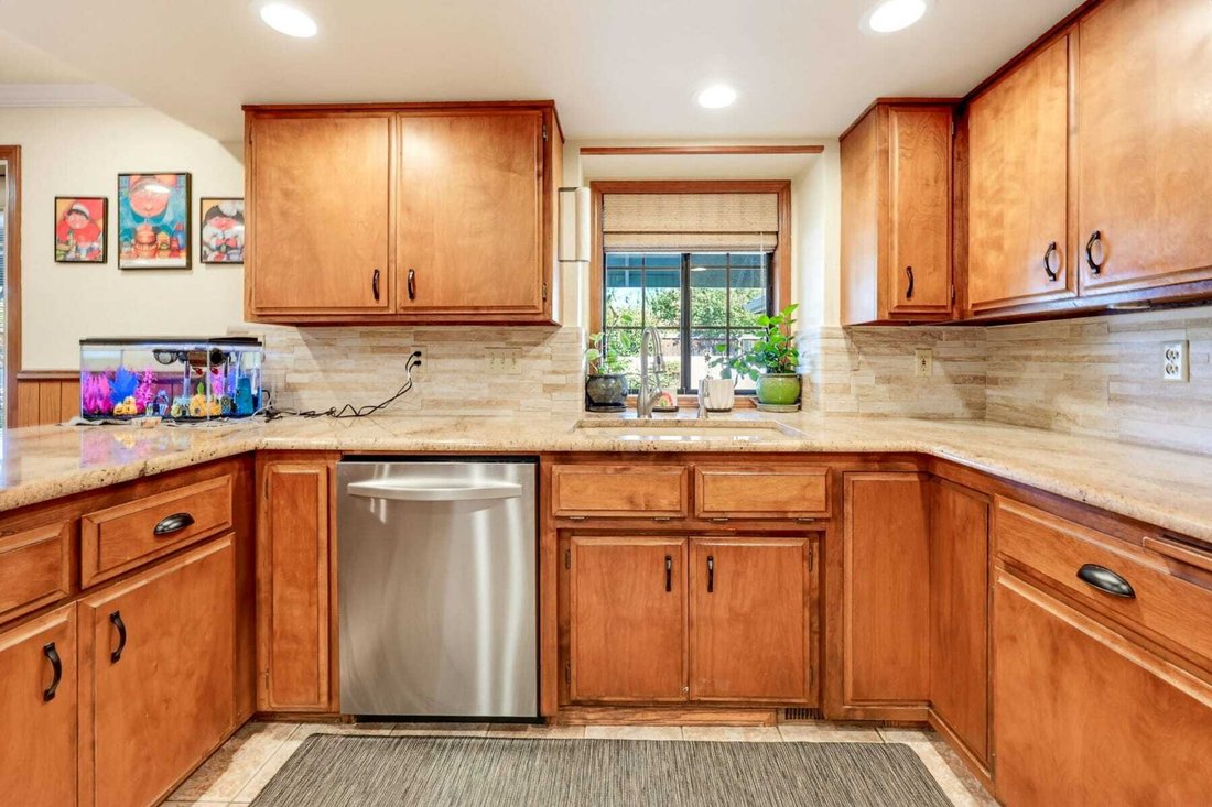 House in Medford, Oregon, United States 5 - 19045067