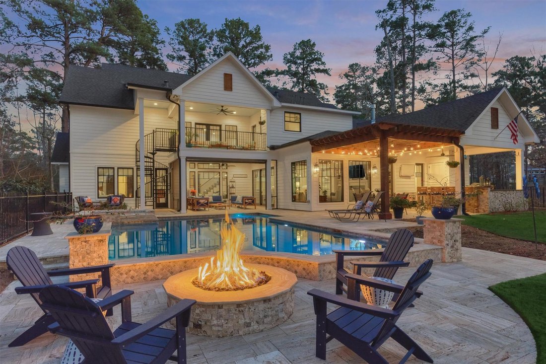 House in Montgomery, Texas, United States 2 - 19046645