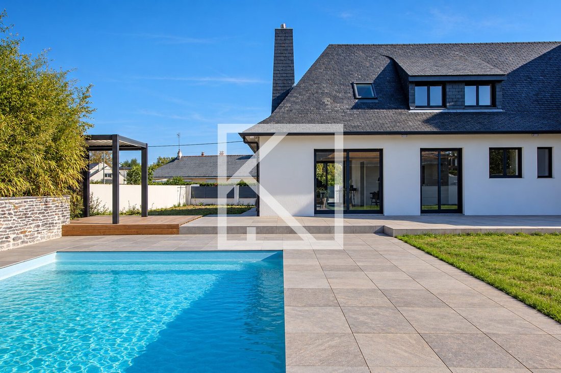 House in Marmimere-Venairerie, Saint-Barthelemy-d'Anjou, France 1 - 19048120
