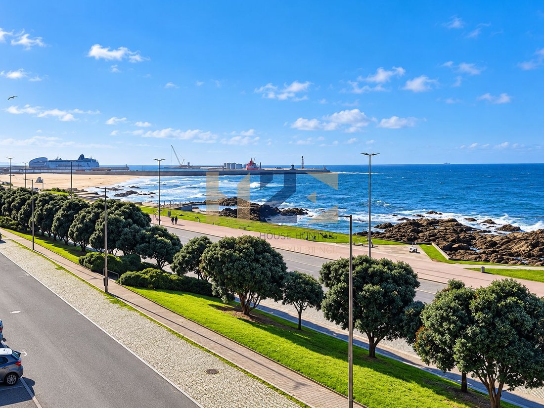 Apartment in Matosinhos e Leca da Palmeira, Porto District, Portugal 2 - 18728485