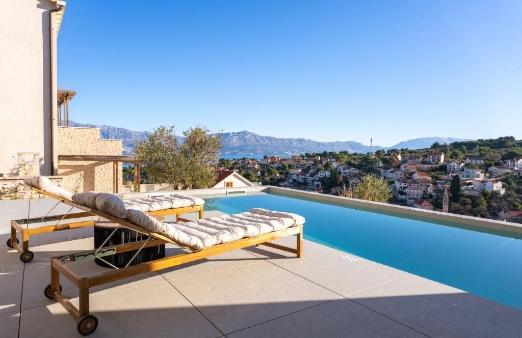 Villa in Splitska, Split-Dalmatia County, Croatia 1 - 19047279