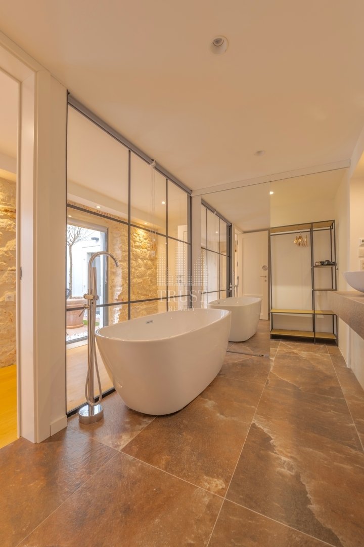 Apartment in Gradska cetvrt Varos, Sibenik, Sibenik-Knin County 3 - 19046732