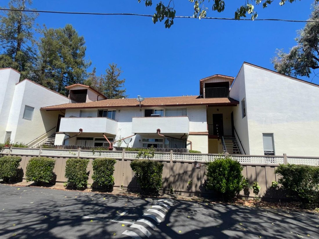 Santa Clara, California, United States 4 - 19048451