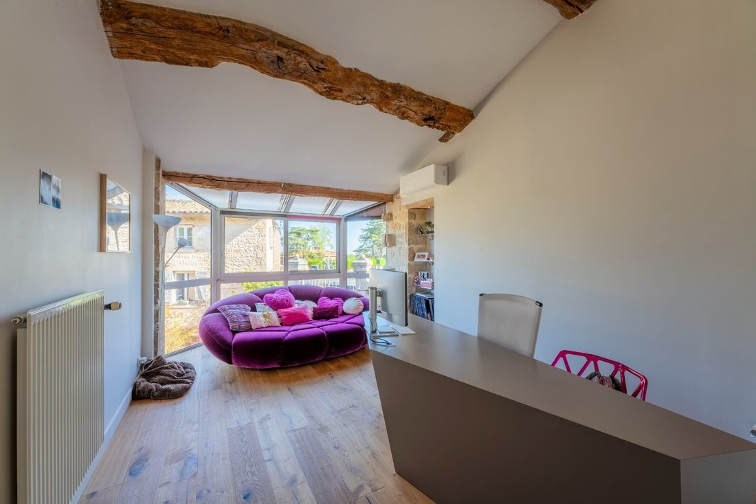 Casa a Circondario di Villefranche-sur-Saône, Auvergne-Rodano-Alpi, Francia 1 - 19025385