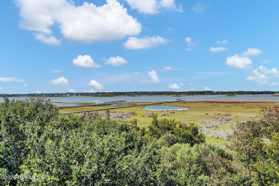 House in Topsail Beach, North Carolina, United States 2 - 19046323