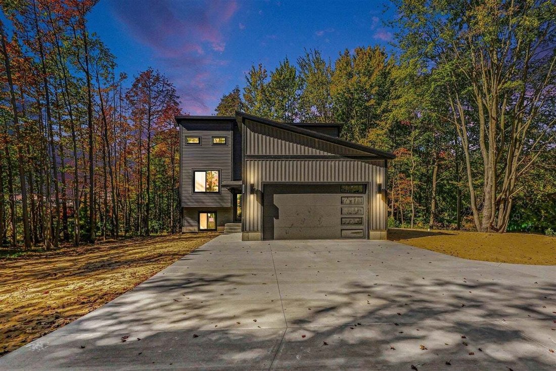 Casa en Norton Shores, Míchigan, Estados Unidos 1 - 19046581