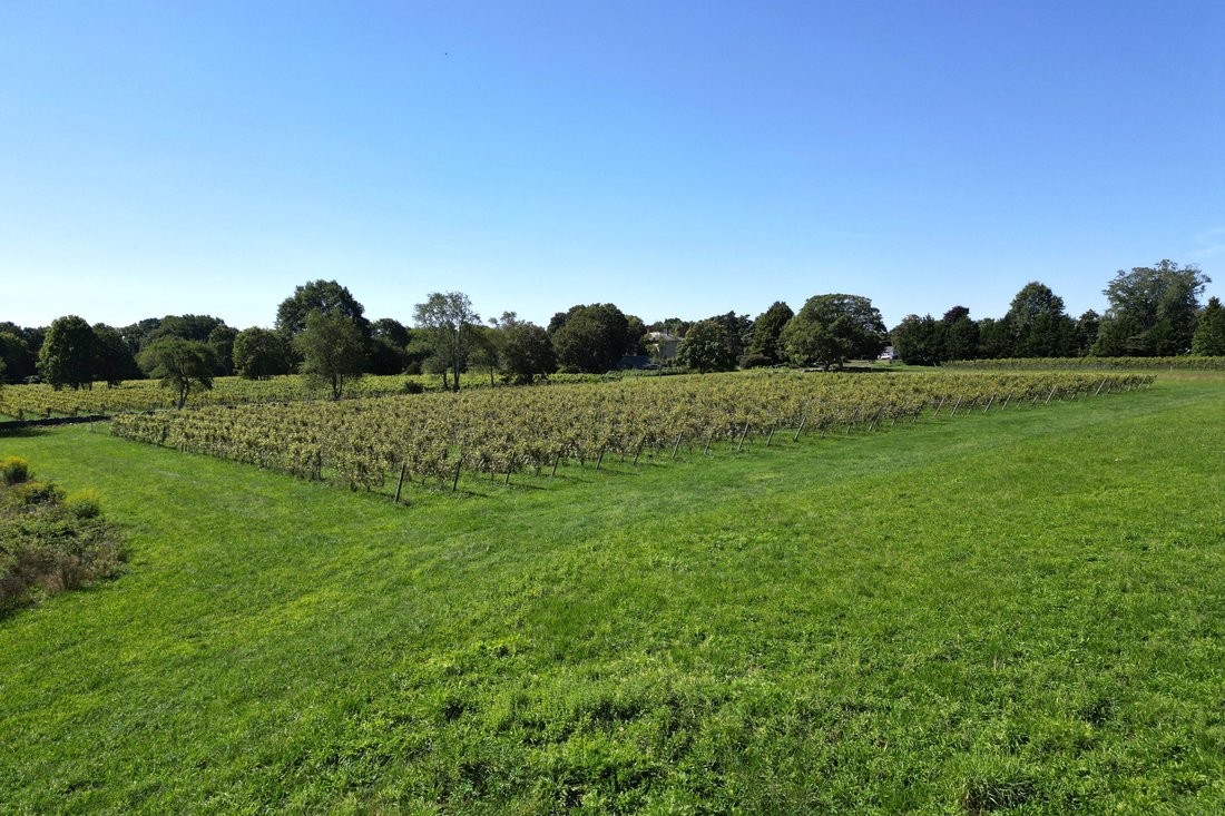 Land in Portsmouth, Rhode Island, United States 5 - 19047985