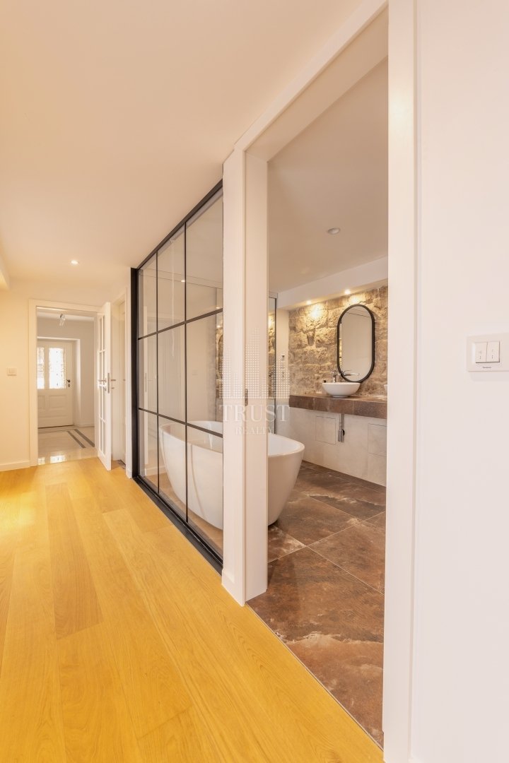 Apartment in Gradska cetvrt Varos, Sibenik, Sibenik-Knin County 5 - 19046732