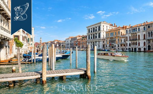 Apartment in Saint Paul, Venice, Italy 1