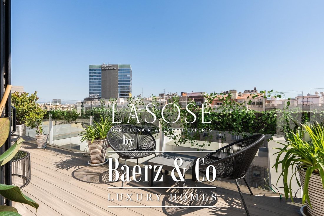 Penthouse in Les Corts, Barcelona, Spain 4 - 19045952