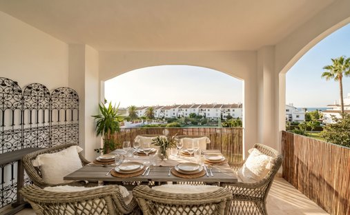Apartamento en Nueva Andalucía, Marbella, España 1