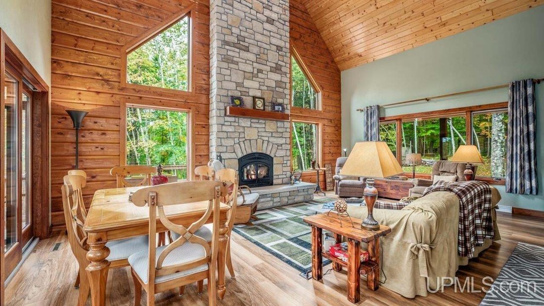 House in Town of Silver Cliff, Wisconsin, United States 3 - 19046610
