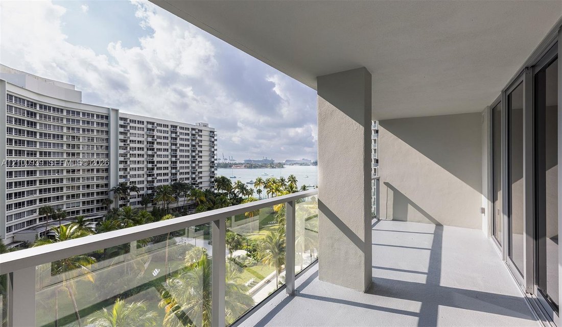 Autres à Miami Beach, Floride, États-Unis 1 - 19047230