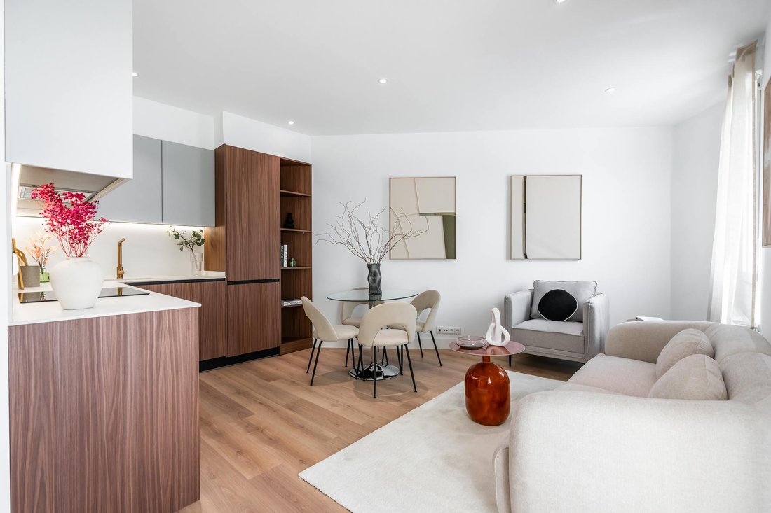 Apartment in Retiro, Madrid, Spain 2 - 19045741