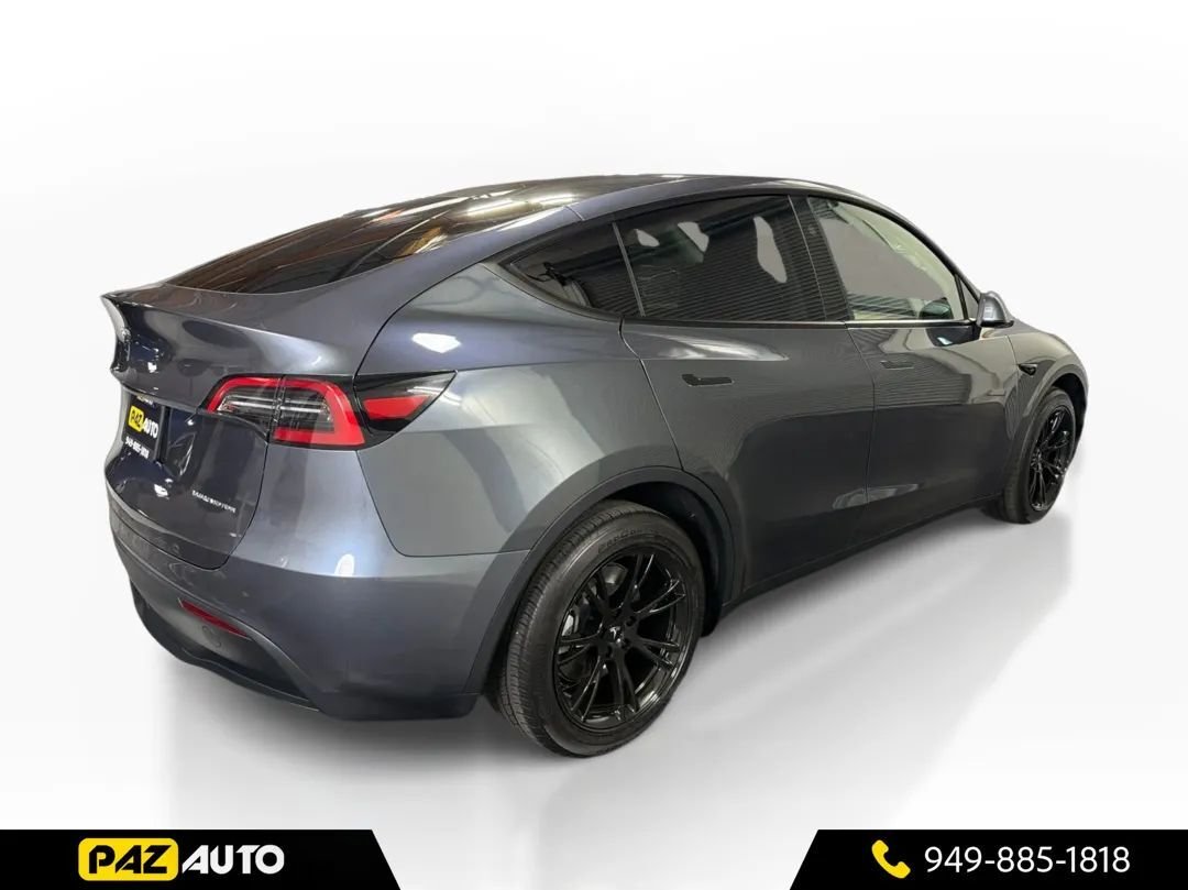 Suv in Laguna Hills, CA, United States 5 - 19042760