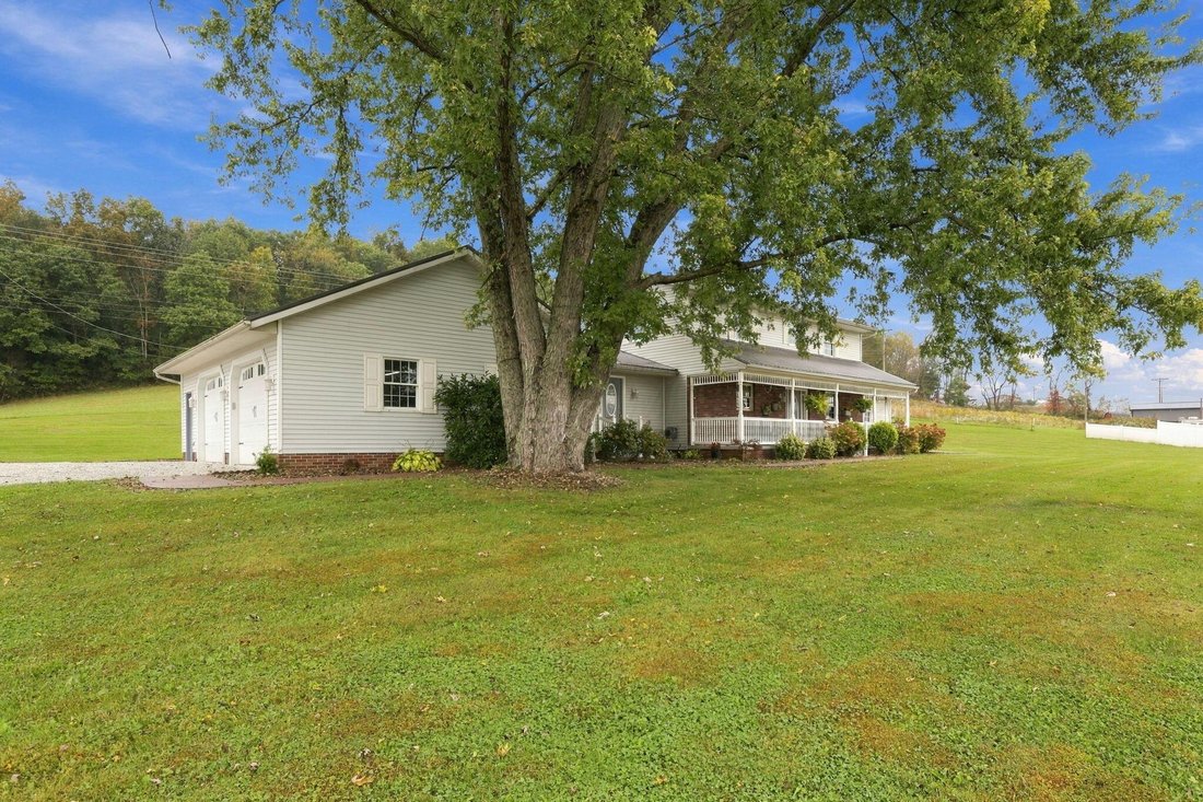 House in Lore City, Ohio, United States 4 - 19045857