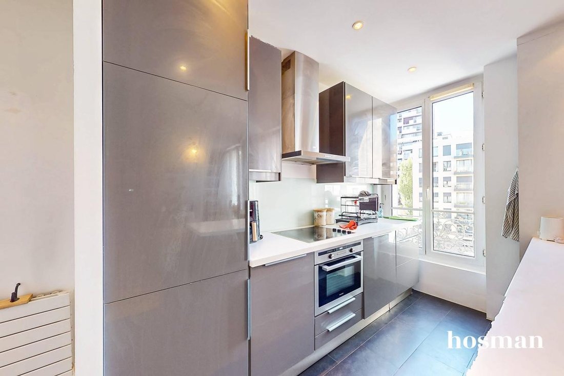 Apartment in Clignancourt-Jules Joffrin, Paris 18e Arrondissement, Paris 4 - 19046834