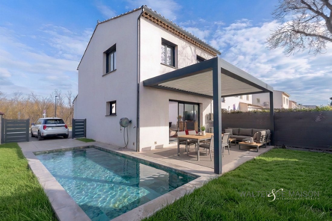 Villa in Nord, Le Pradet, France 1 - 19047658
