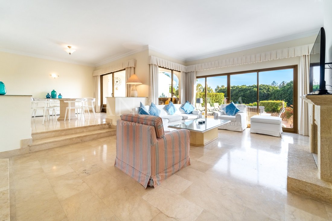 Villa en Marbella, Andalucía, España 2 - 19046258