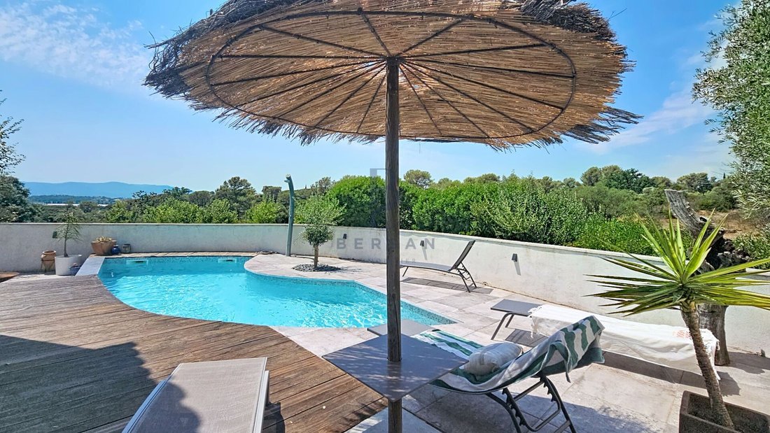 Villa in Exterieurs, Frejus, France 1 - 19046757