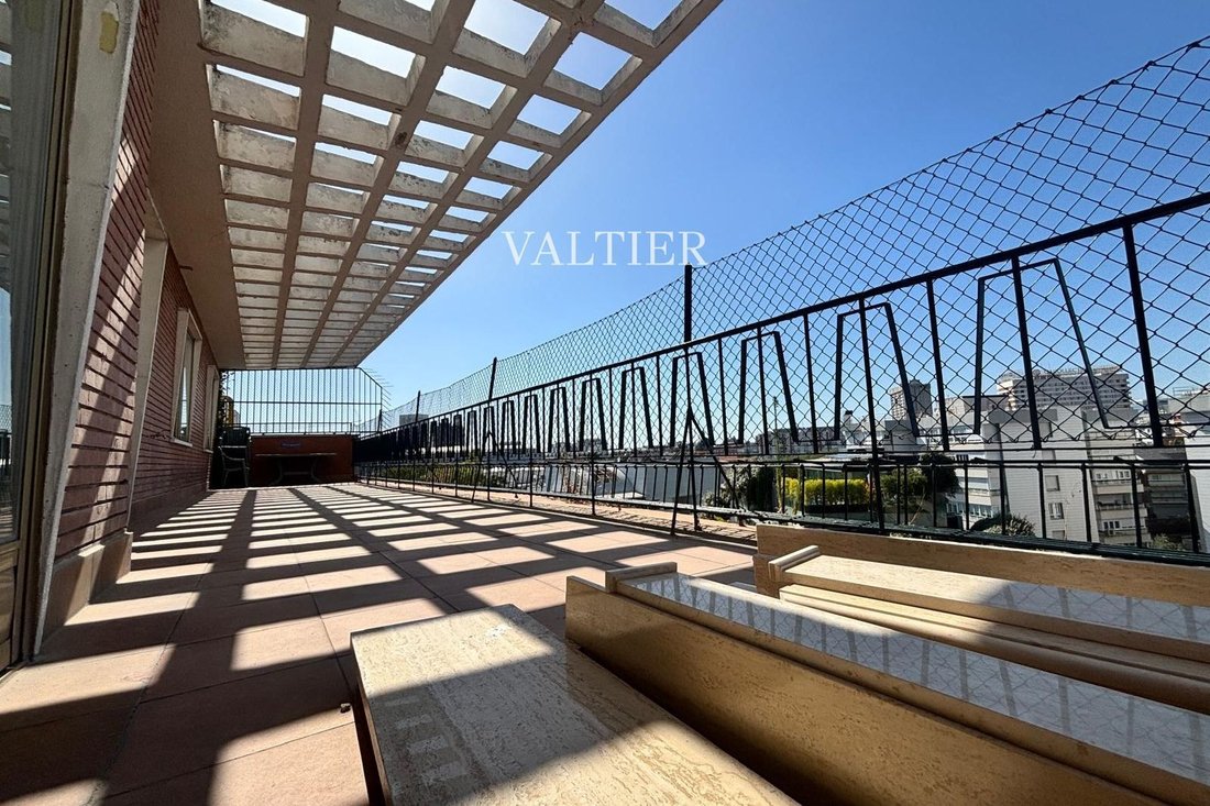 Penthouse in Chamartín, Madrid, Spain 4 - 19048902