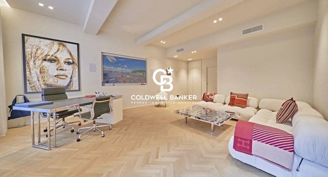 Casa en San Tropez, Provenza-Alpes-Costa Azul, Francia 2 - 19047103