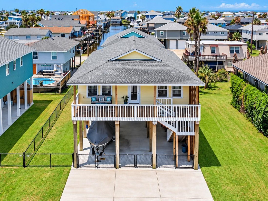 House in Galveston, Texas, United States 1 - 19046662