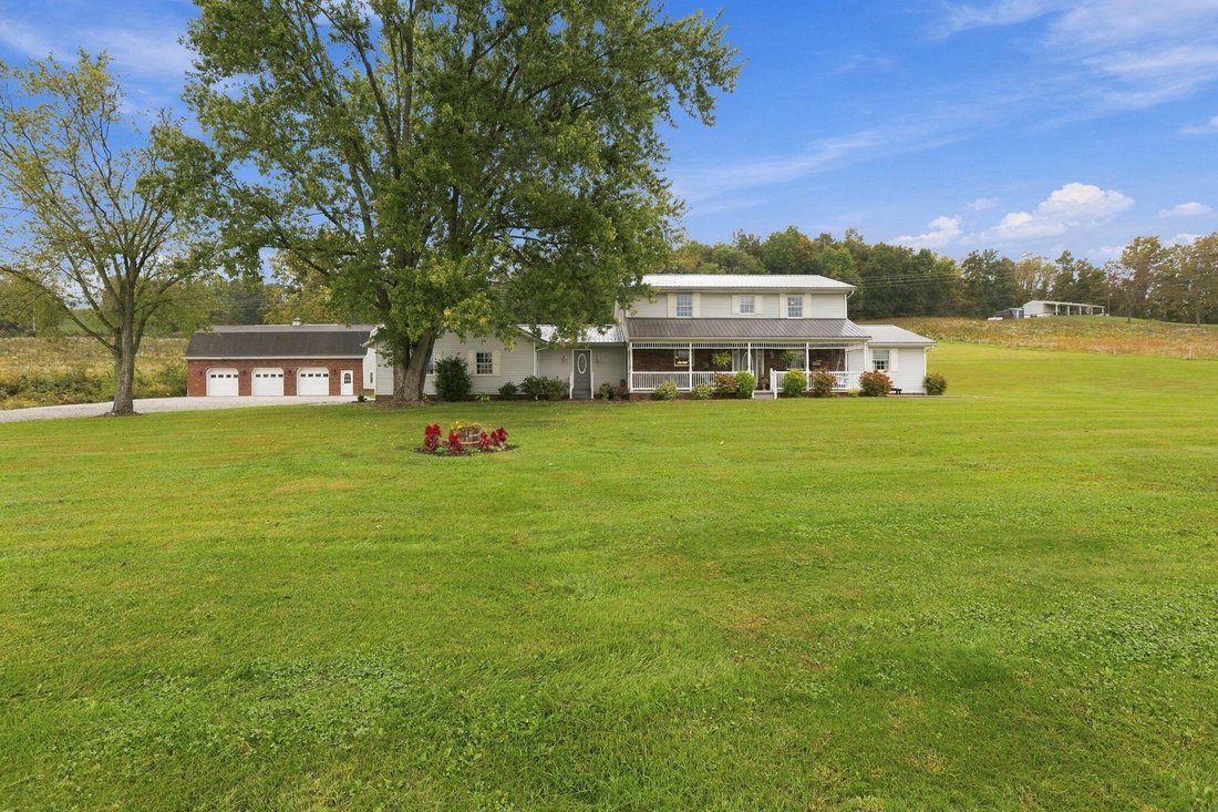 House in Lore City, Ohio, United States 2 - 19045857