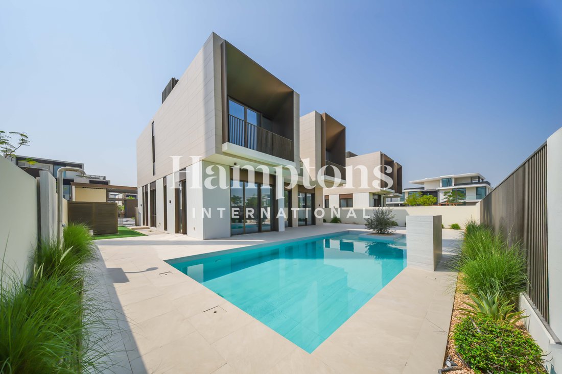 Villa in Hadaeq Sheikh Mohammed Bin Rashid, Dubai, United Arab Emirates 2 - 19048377