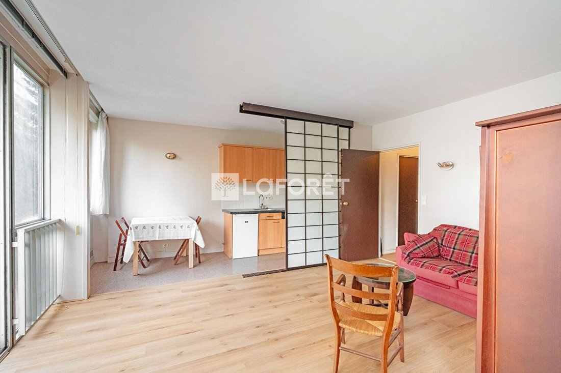 Apartment in Bois de Boulogne, Paris 16e Arrondissement, Paris 3 - 19002095