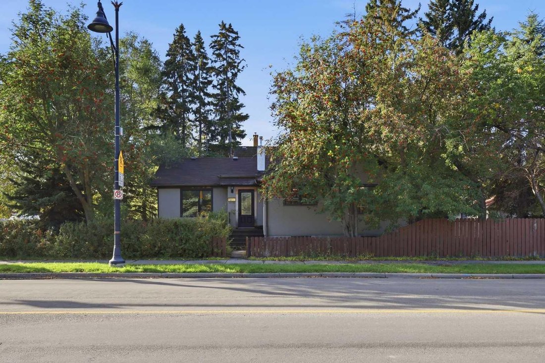 House in Calgary, Alberta, Canada 1 - 19047563