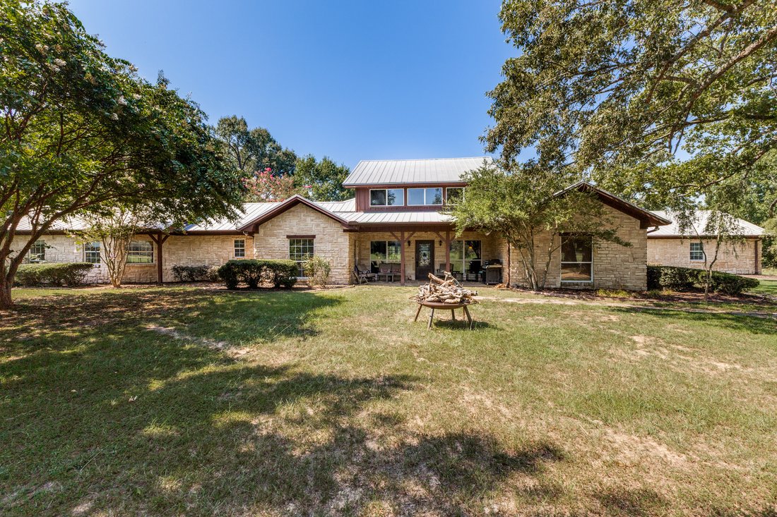 House in Scroggins, Texas, United States 2 - 19045030