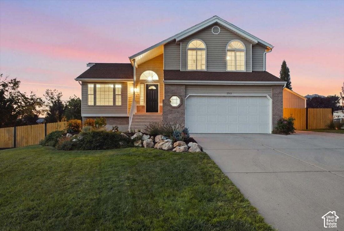 House in Sandy, Utah, United States 1 - 19045934