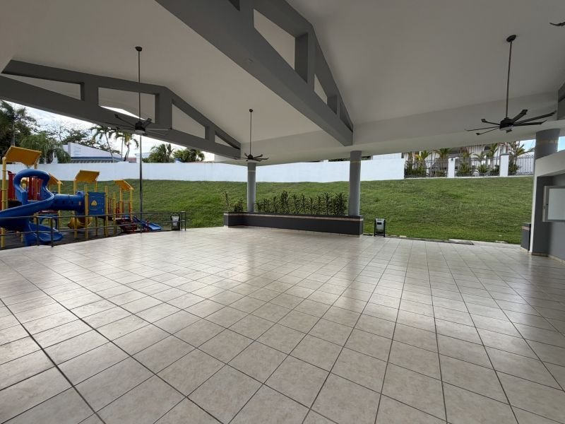 Townhouse in San Juan, San Juan, Puerto Rico 5 - 19047601