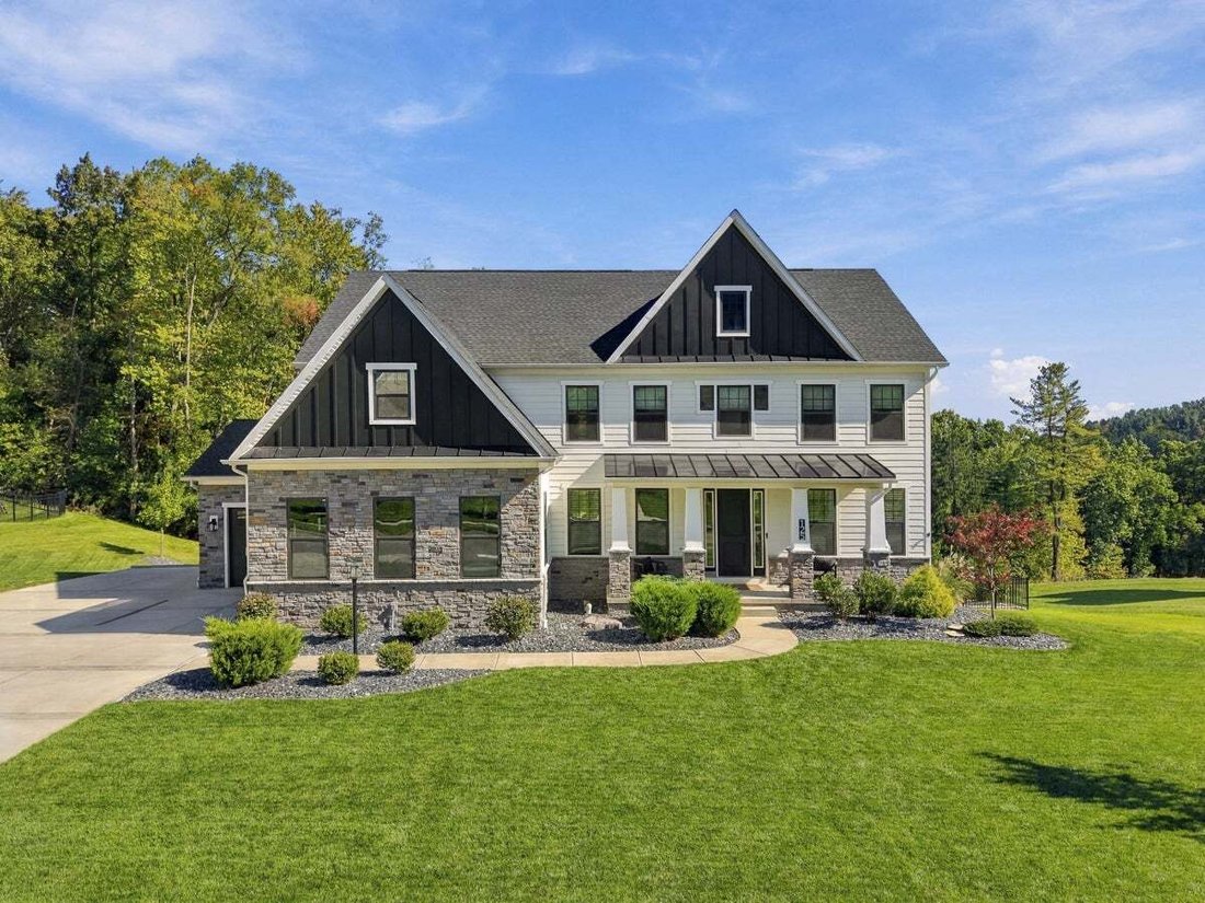 House in Mars, Pennsylvania, United States 1 - 19046120