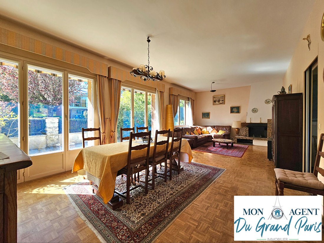 Villa in Les Metz-Pont Colbert, Jouy-en-Josas, France 4 - 19047652