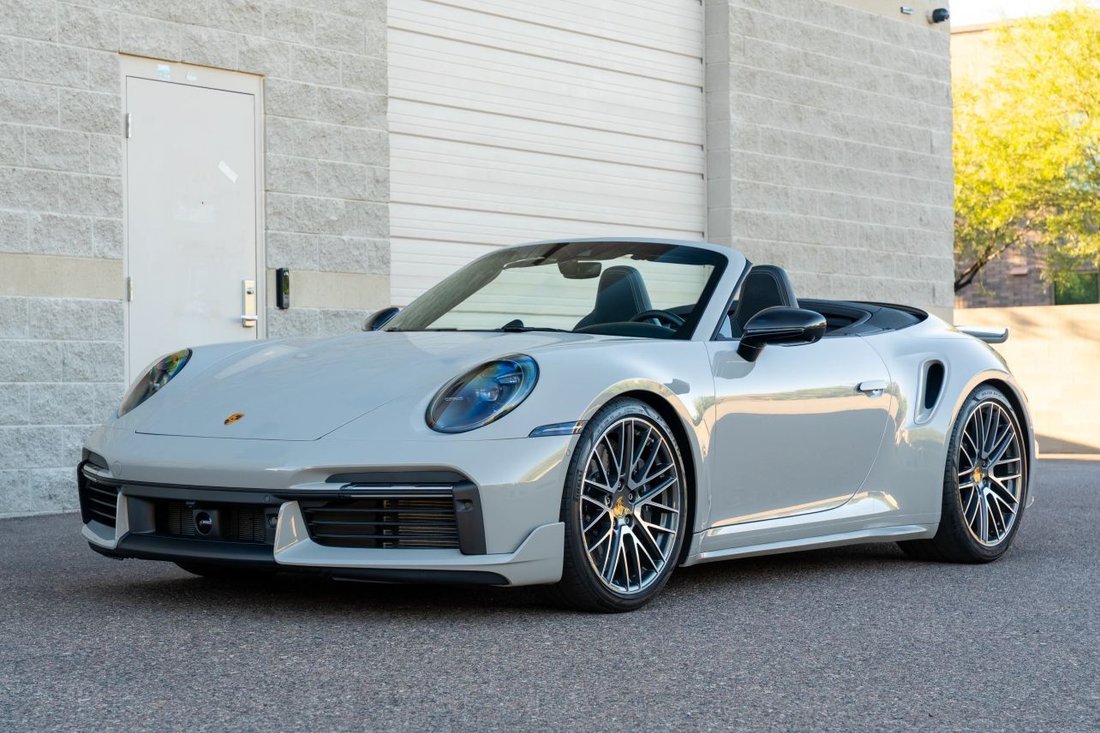 Cabriolet in Scottsdale, AZ, United States 2 - 19047334