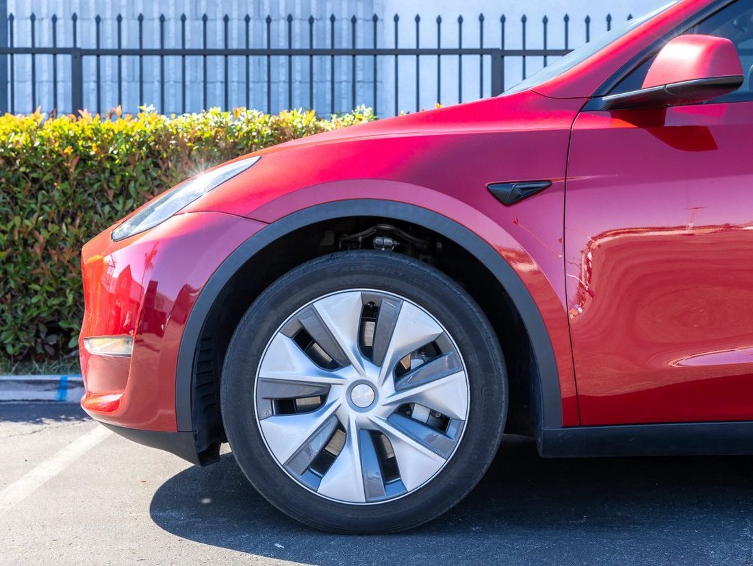 Suv in Azusa, CA, United States 2 - 19018995
