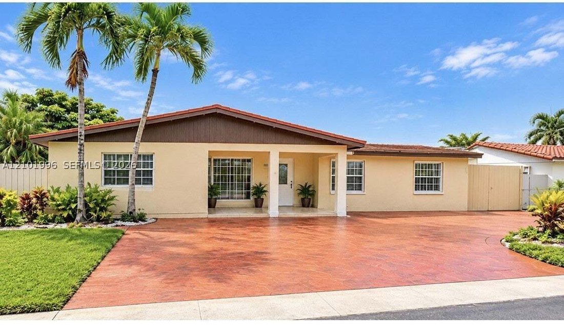 Maison à Miami, Floride, États-Unis 3 - 19046072