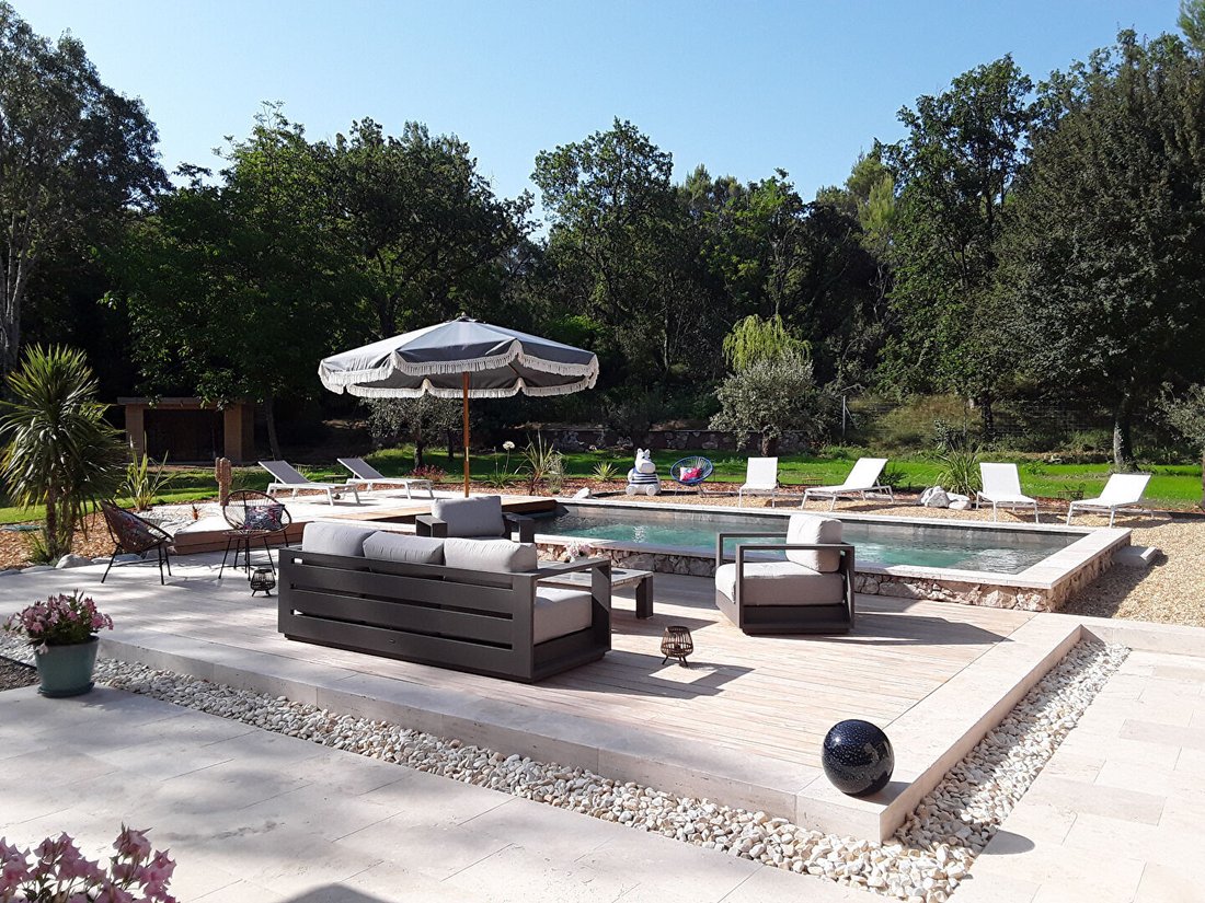 Villa à Jouques, Provence-Alpes-Côte d'Azur, France 2 - 18739983