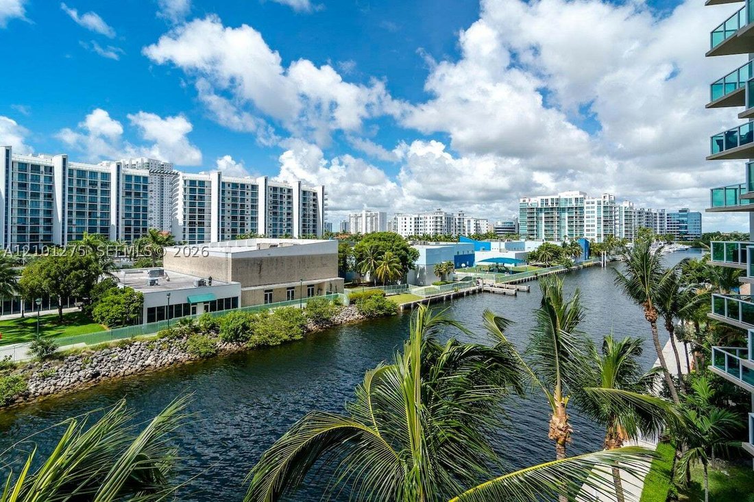 Appartement à Aventura, Floride, États-Unis 5 - 19046006