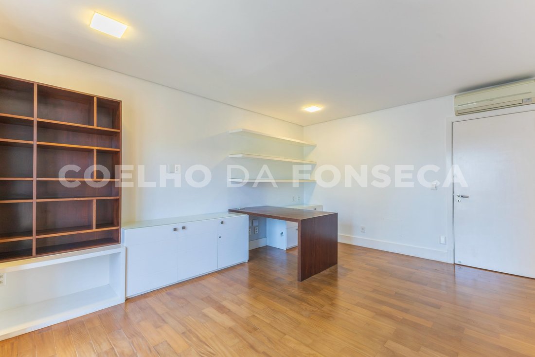 Condo in São Paulo, State of São Paulo, Brazil 3 - 19047962