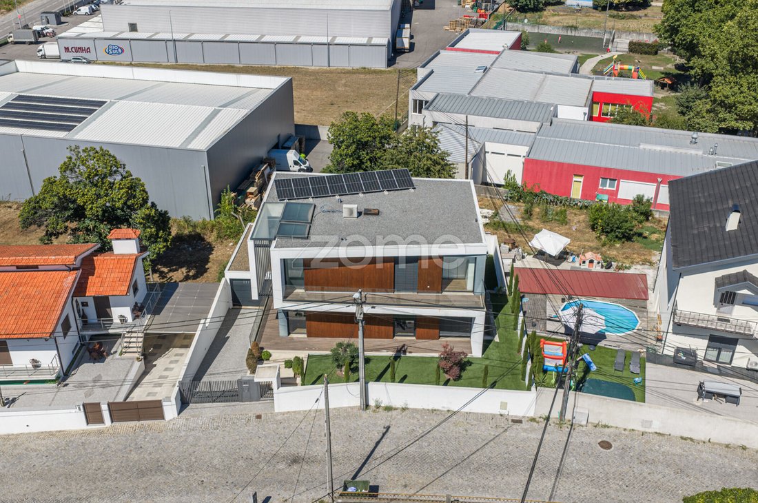 Haus in Frazão, Distrikt Porto, Portugal 2 - 19047264