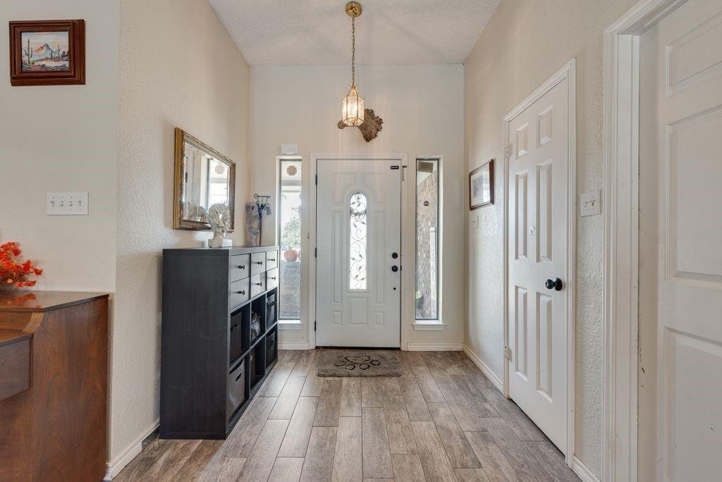 House in Weatherford, Texas, United States 3 - 19048805