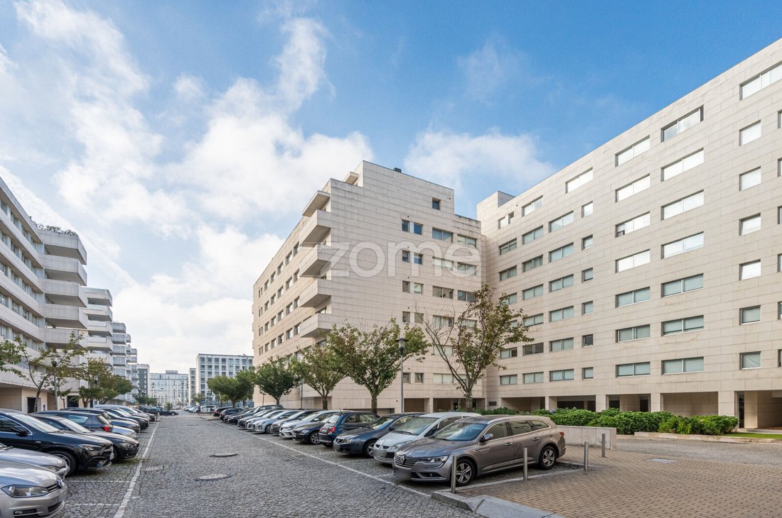 Apartment in Senhora da Hora, Porto District, Portugal 1 - 19047269