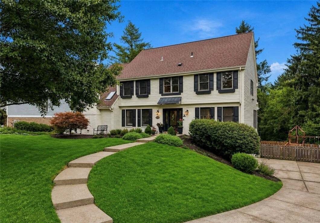 House in Franklin Park, Pennsylvania, United States 2 - 19045406