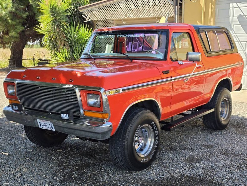 Suv in Glendale, United States 5 - 19048864
